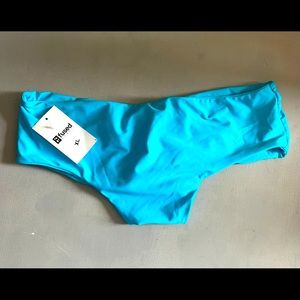 Fused bikini bottoms